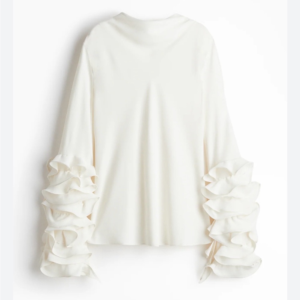 H&M Cream Ruffle Sleeve Blouse